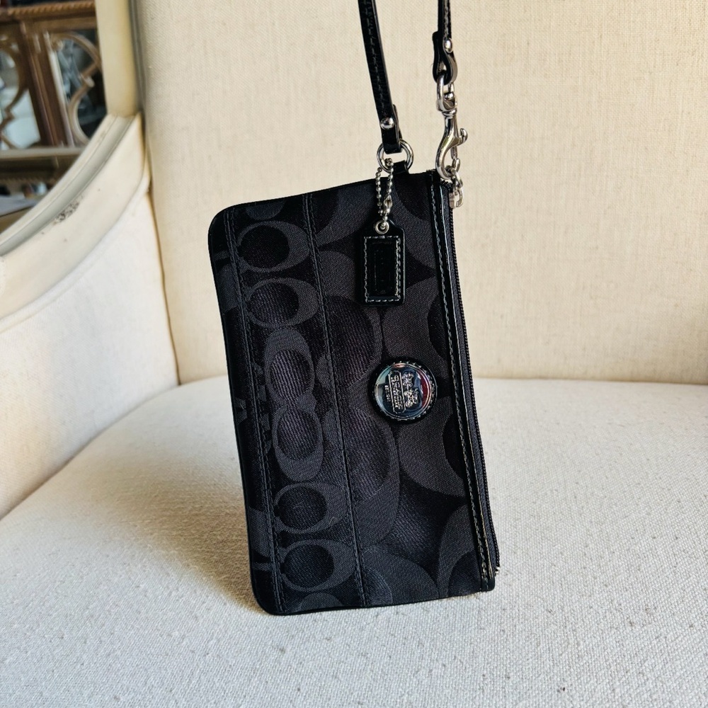 Coach Signature Monogram Wrislet - Picture 2 of 4